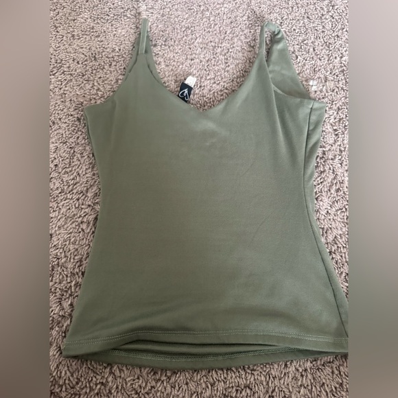 Preloved Green Sleeveless Women's Top - Picture 1 of 3